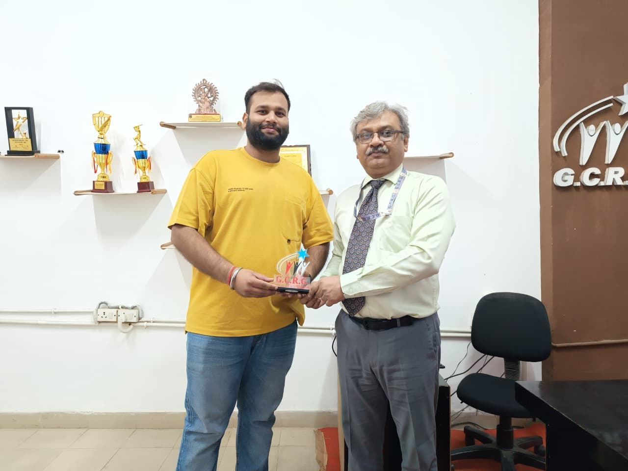 Felicitation moment with GCRG College leadership